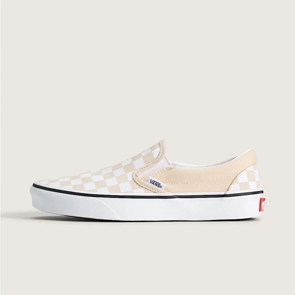 Vans Classic Slip-On Checkerboard Shoe - Picture 3 of 8